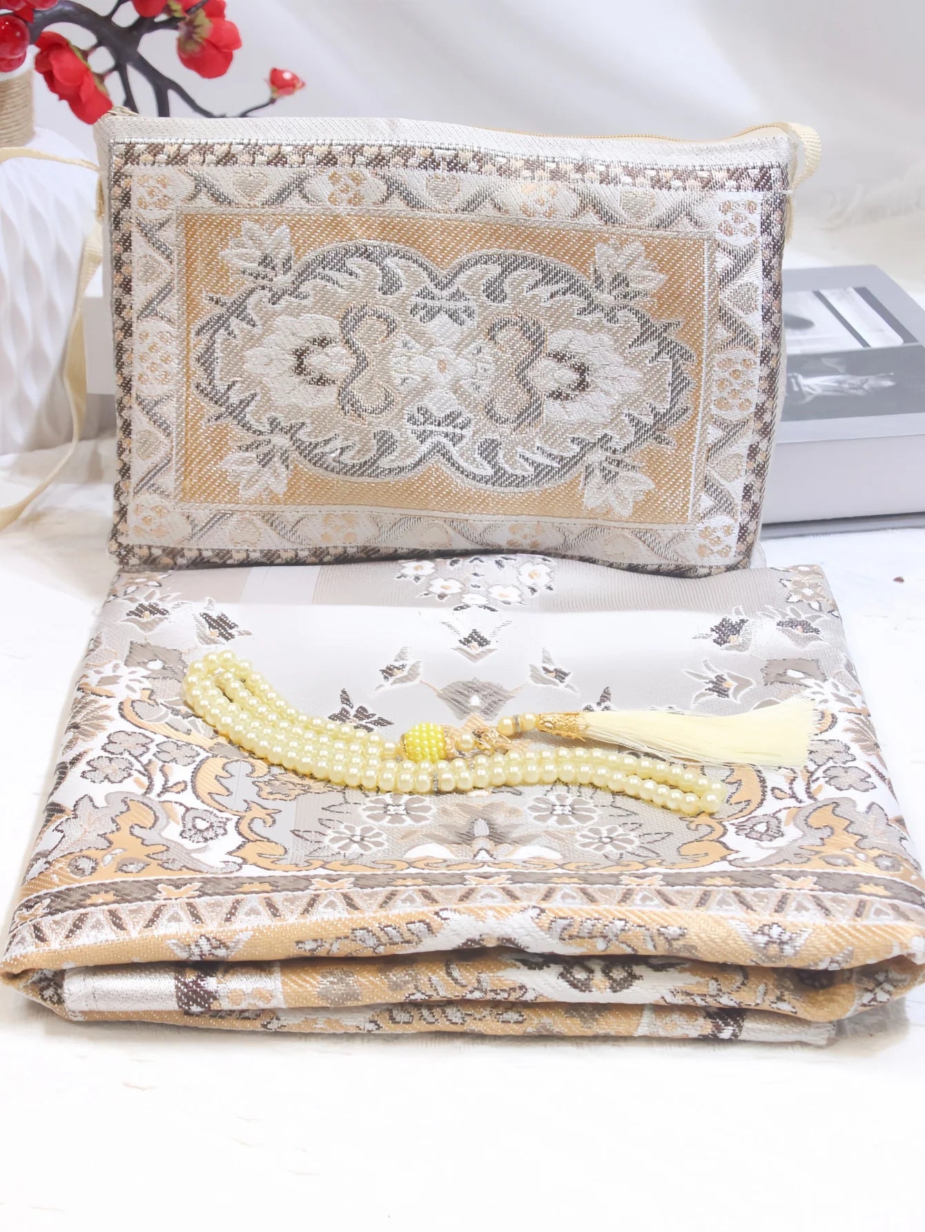 Premium Portable Prayer Rug With Prayer Beads