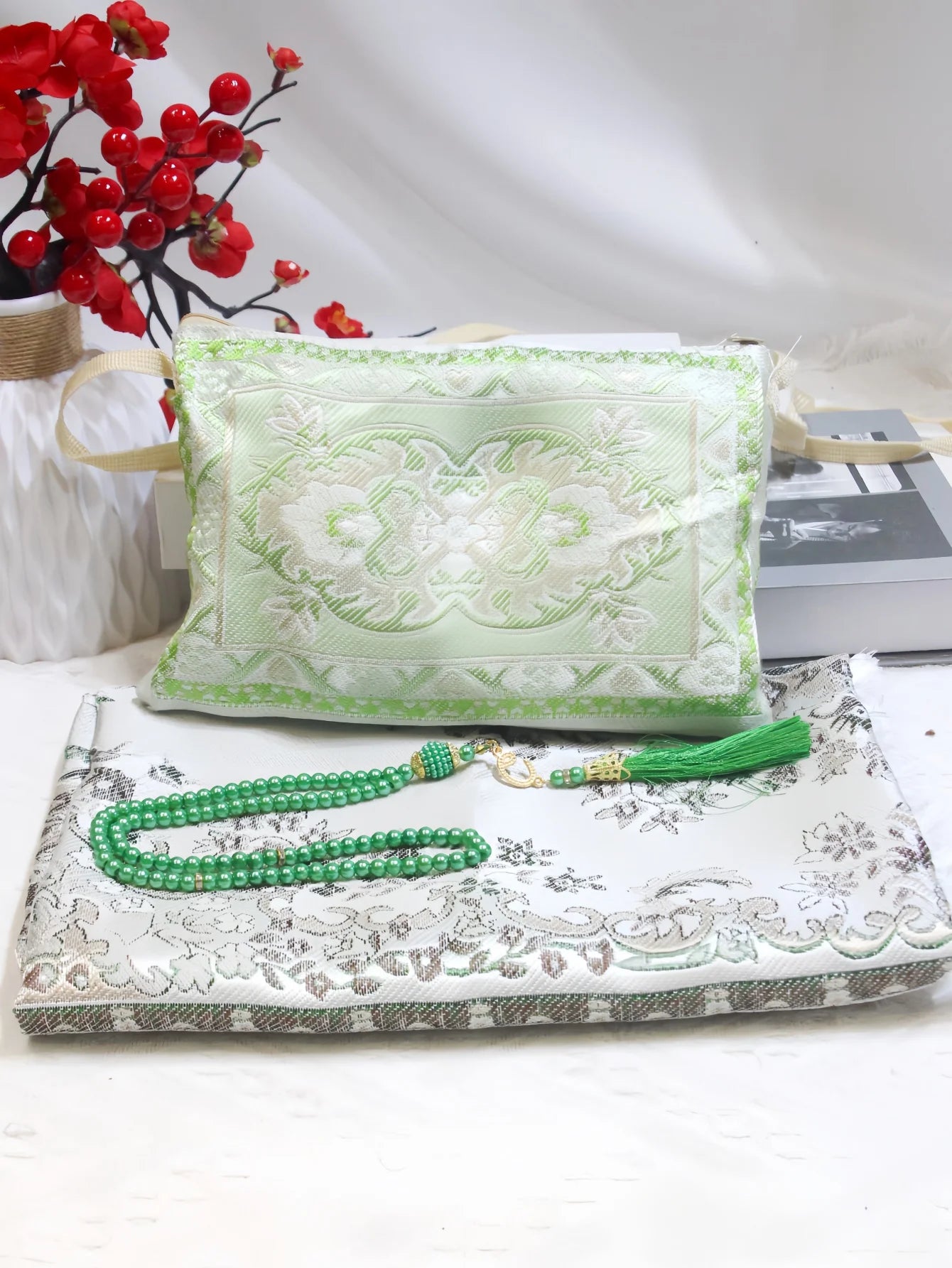 Premium Portable Prayer Rug With Prayer Beads